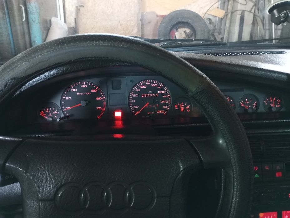 продам Ауди 100 уневерсал