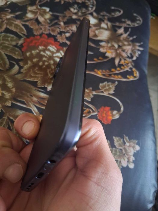 Продава се Moto G35