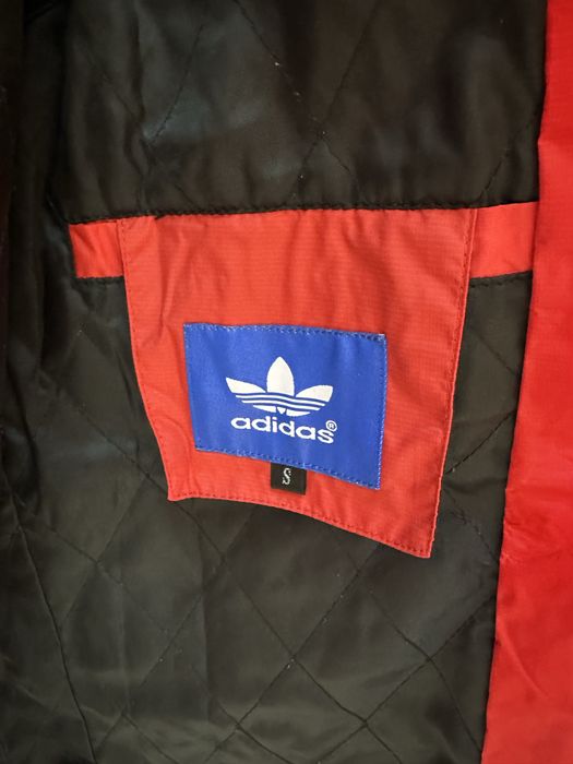 Продам ветровку НОВУЮ