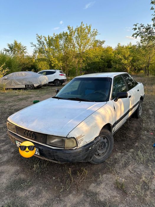 В продаже Ауди 80 б3