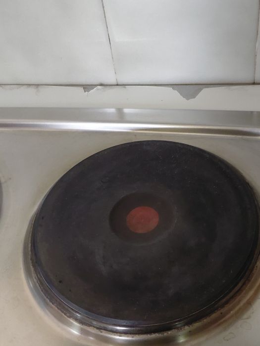 Котлон за вграждане Gorenje с 4 плочи