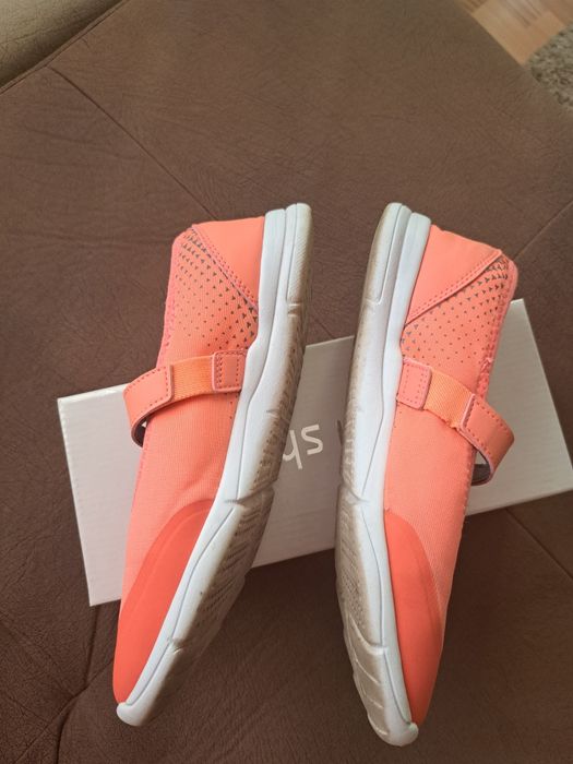 Олекотени обувки 38номер