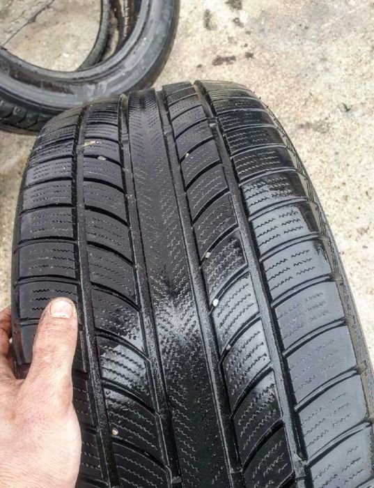 Зимни гуму 235 55 17