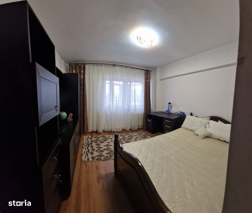 Apartament 4 camere etaj 1 Mall