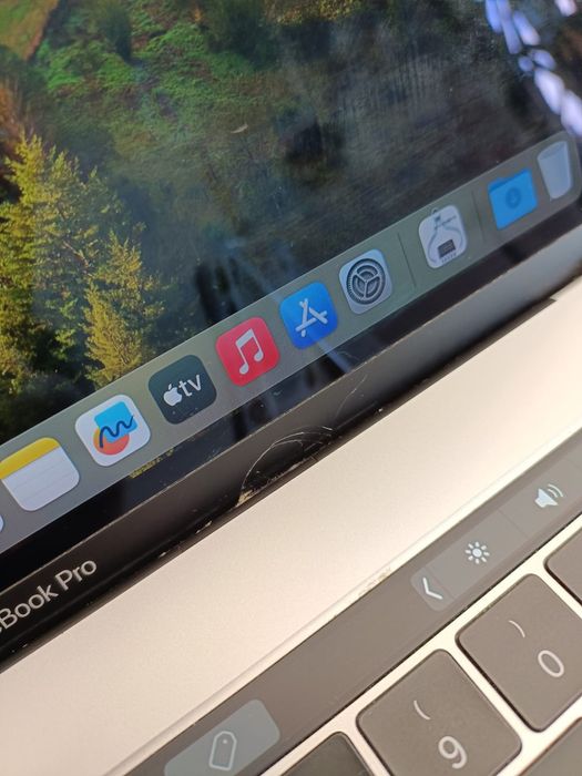 Macbook Pro A1990 Amanet BKG