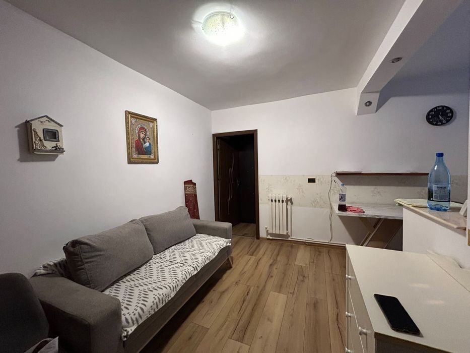 Închiriez apartament două camere