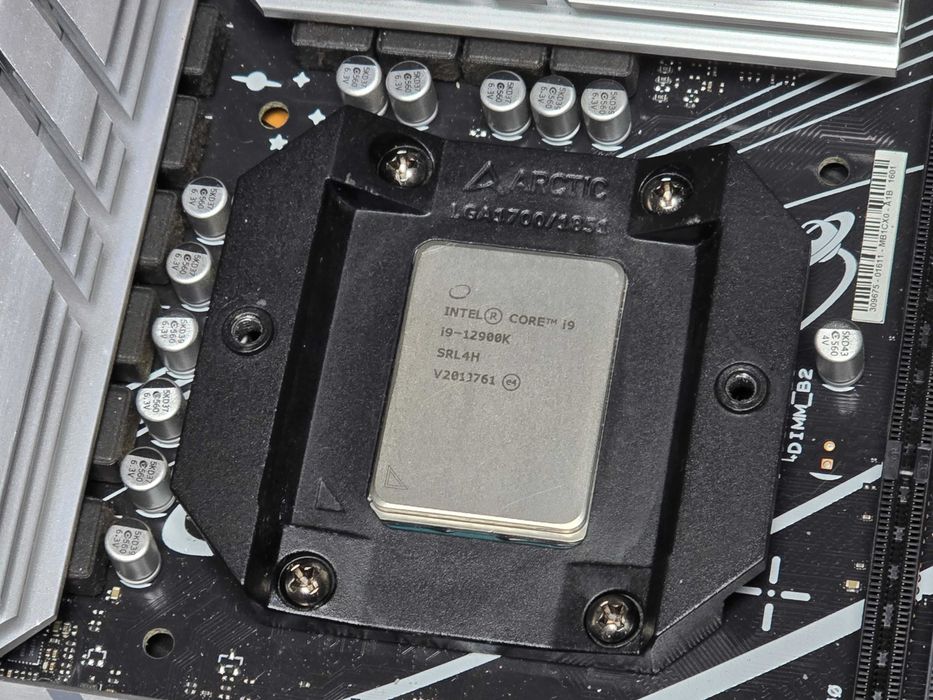 Intel Core i9-12900K