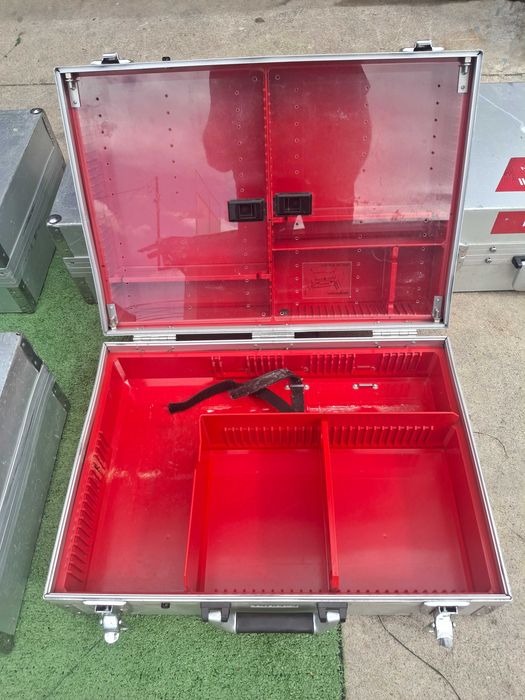 Алуминиеви куфари за инструменти