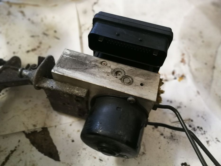 ABS Помпи /  Помпа модул Абс Mercedes VW Audi Opel BMW Seat Skoda