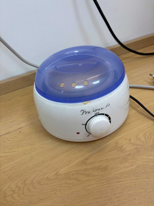 Incalzitor de ceara profesional Pro Wax