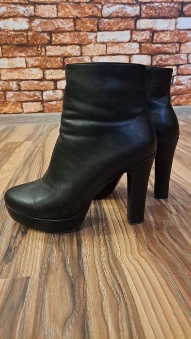 Продам ботильоны