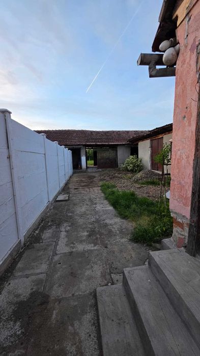Casă de Vânzare în Sebiș, Jud. Arad