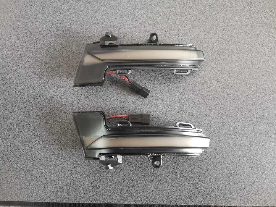 Vand semnalizari pentru oglinzile laterale Ford Focus 2