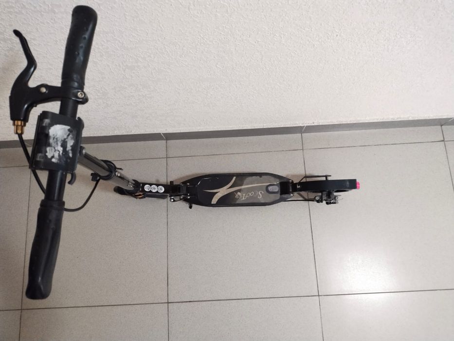 Продам самокат(Scooter)