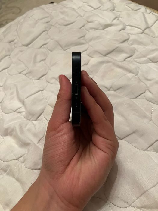 Продам iPhone 13 mini 128gb