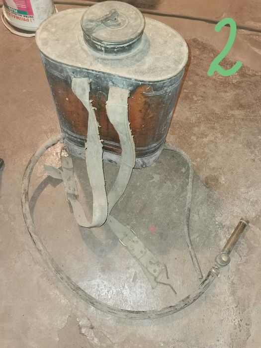 Продавам Медна Пръскачка 10 л – 8 кг, 2 бр. на Разположение