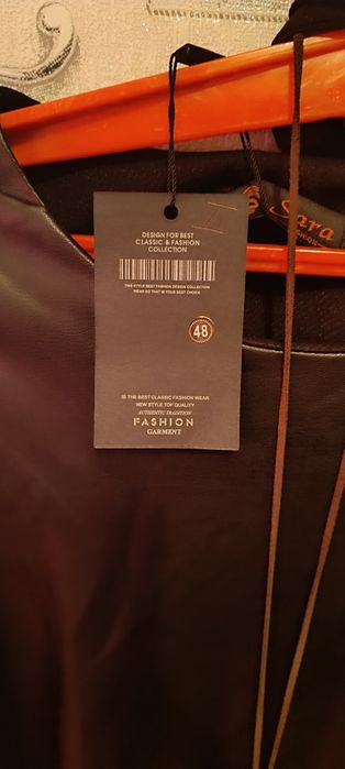 Срочно продам платье вечернее.Новое.
