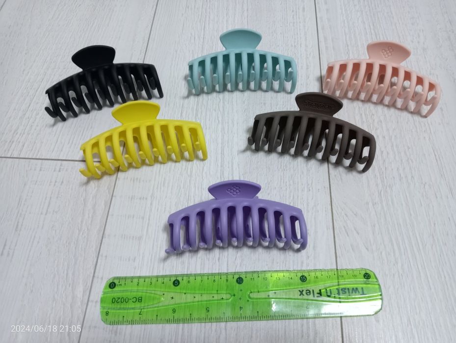 Заколки и крабики