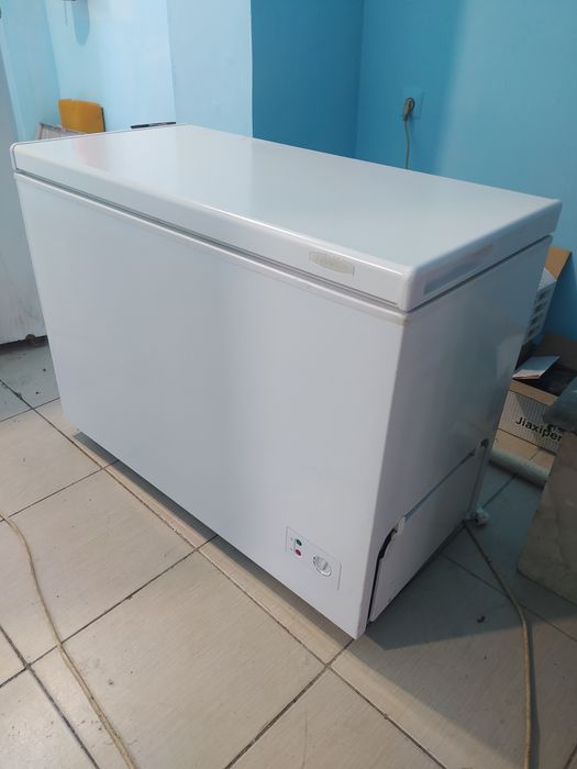 Продам морозильник