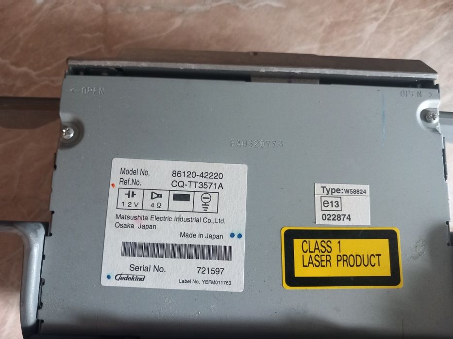 Радио с навигация за Тойота RAF 4