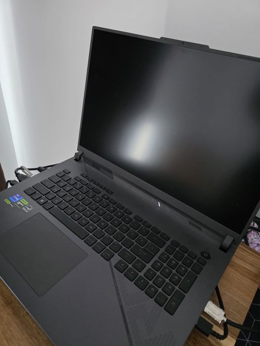 ASUS ROG STRIX G18 i9-14900HX / Rtx 4070 8GB / 18INCH