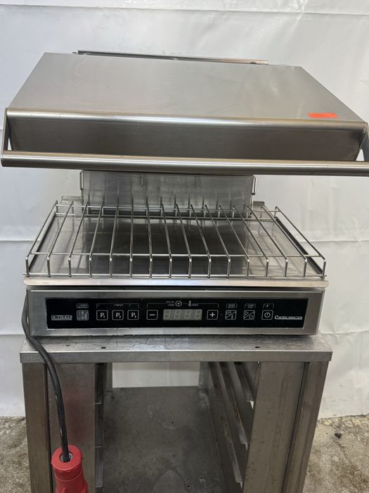 Професионален Саламандър / Тостер Lincat 3 kW с регулируема скара