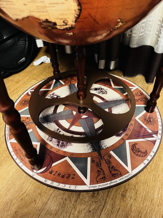 Глобус - бар стойка