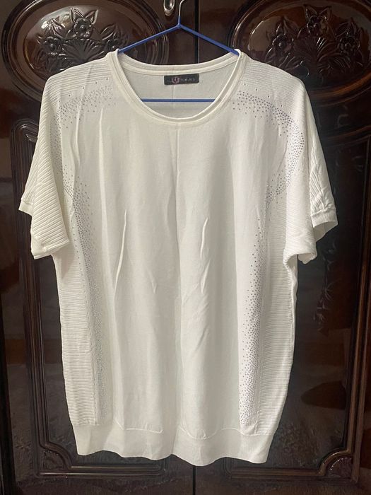 Продам кофты новые все