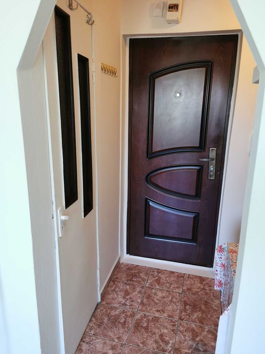 Proprietar închiriez garsoniera