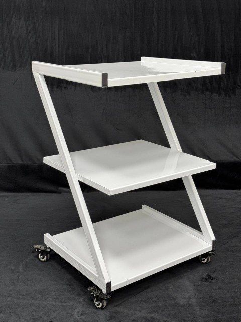 Eng sifatli va arzon meditsina mebellar