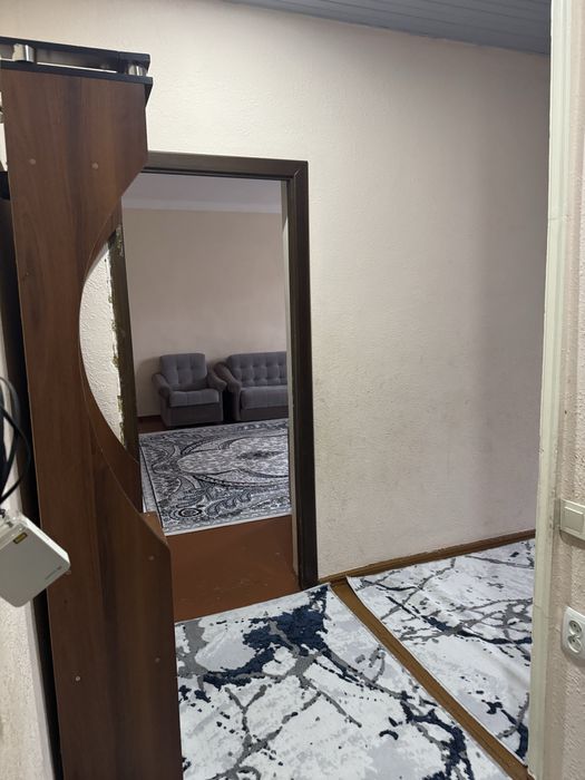 3 xonali yunusobod 4-kvartalda shoxsaroy toyxonani oldida arenda