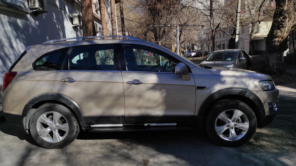 Продается Каптива 2 позиция