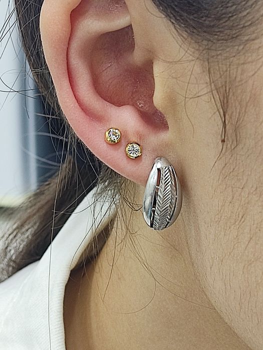 Прокол ушей .Пирсинг