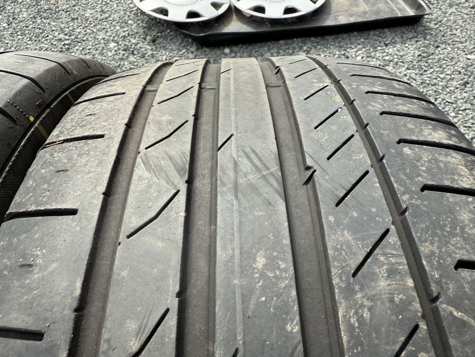 4бр. Летни Гуми С Борд 235/50R/18 -CONTINENTAL- DOT:1220- 3.9мм.