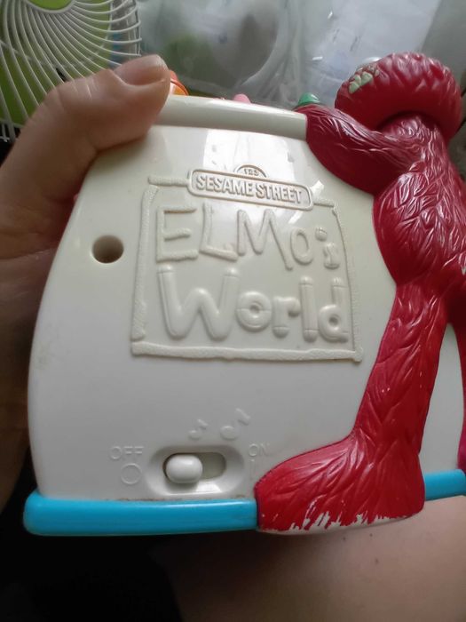 Carticica interactiva Teletubbies. Pian Elmo