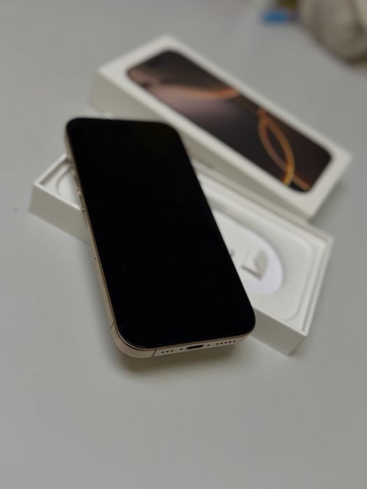 IPhone 16 pro с гаранция