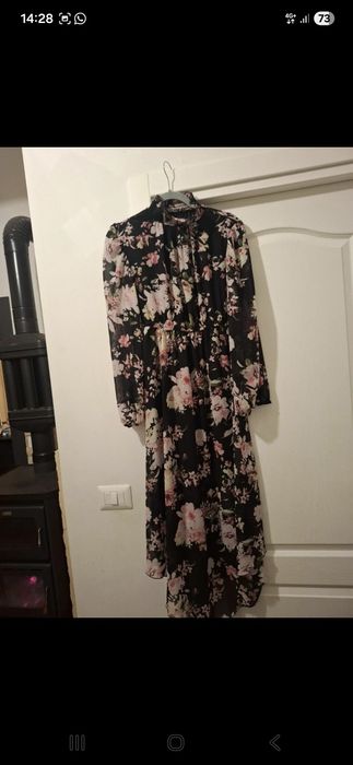 Rochie eleganta inflorata