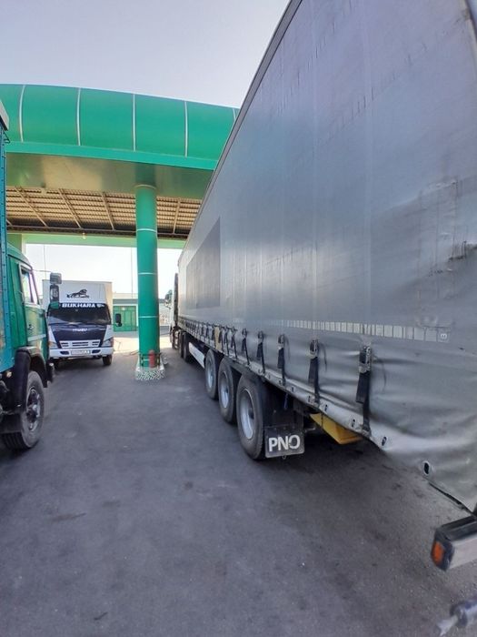 HOWO A7 + KRONE Прицеп Сотилади