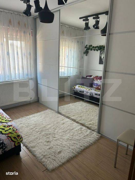 Apartament de vanzare – 4 camere, 85 mp, etaj 2, zona centrala