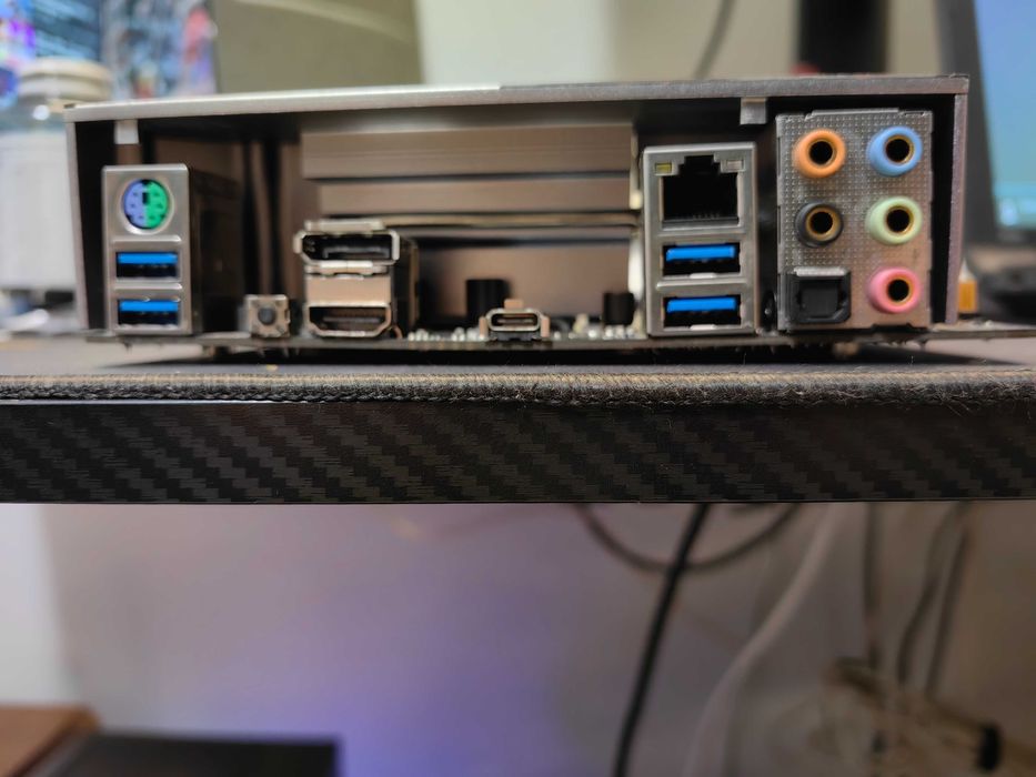 Дънна платка Asrock X570 Phantom Gaming-ITX/TB3