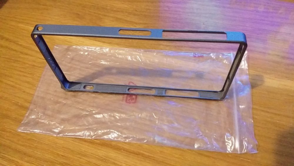 Продаю защитку GOR для Sony XPeria Z2