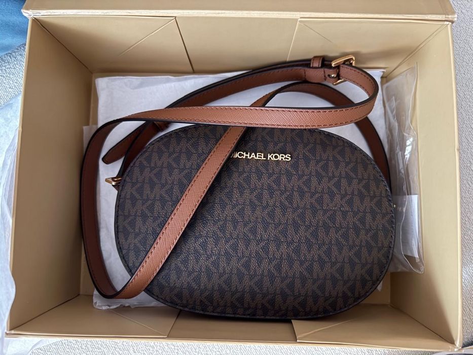 Продам сумку Michael Kors