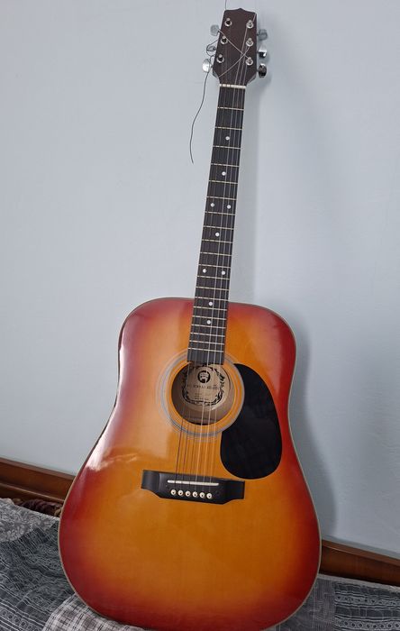 Chitara acustica