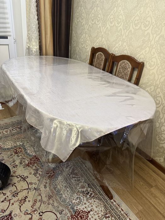 Продам деревянный стол классический