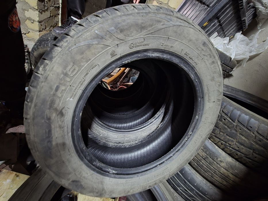 Продам летний 4 шины бу