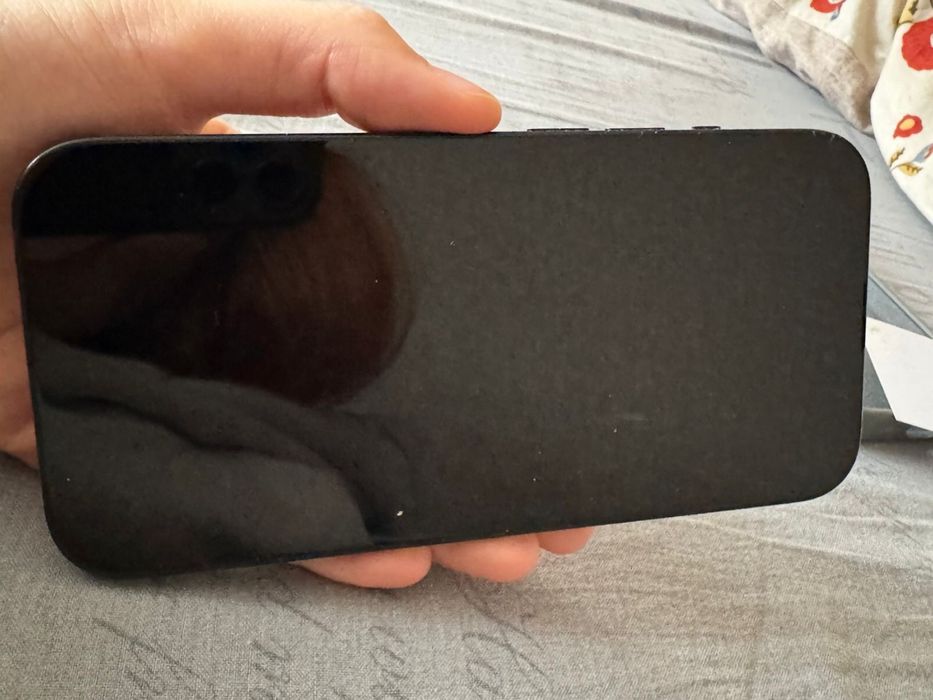 Iphone 15 128gb в черном цвете