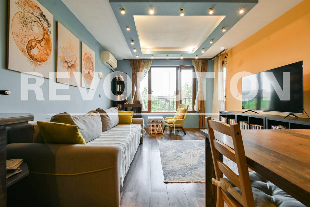 Двустаен апартамент с ПАРКОМЯСТО  в ж.к. Лагера.