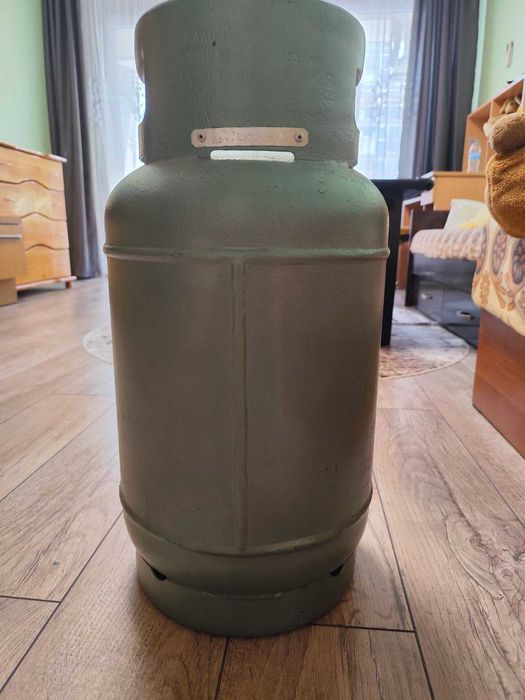 Продавам Газова бутилка за пропан бутан от по големите за 21л.