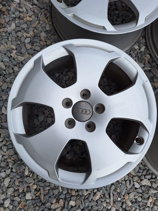 5x112.17цола.7.5j ET56. Оригинални Audi