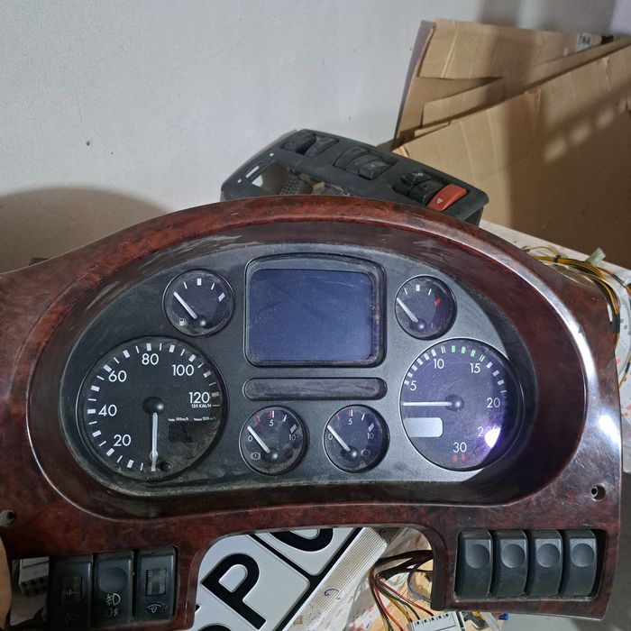 Запчасти на даф 95